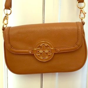 Tory Burch purse new with tag!